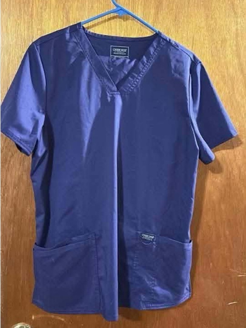 Cherokee Workwear Women’s V-Neck Scrub Top in Navy